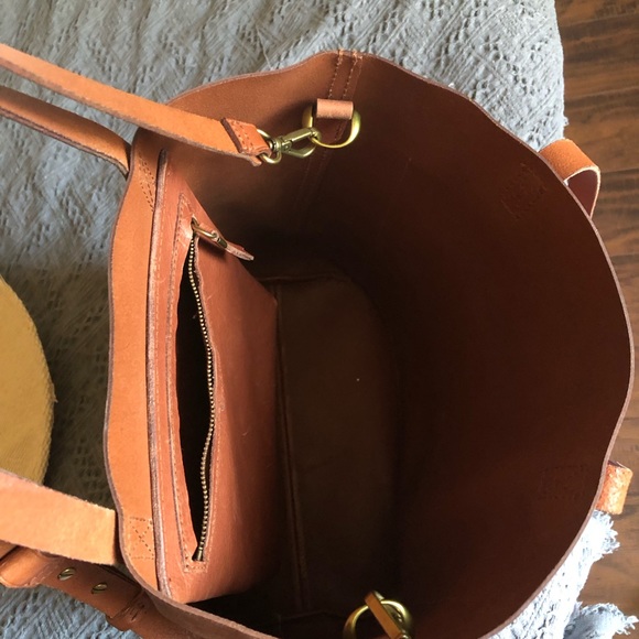 ‼️SOLD‼️ Madewell tote - Picture 3 of 8